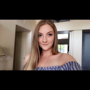 Meet your Posher, Alyssa